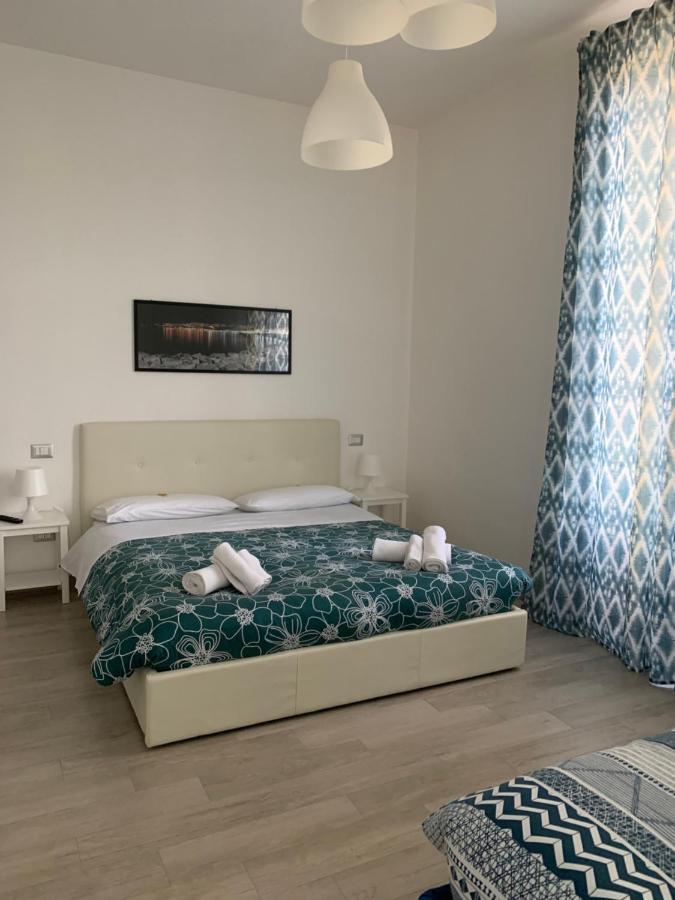 La Porta Di Carmy Apartment เนเปิลส์ ภายนอก รูปภาพ